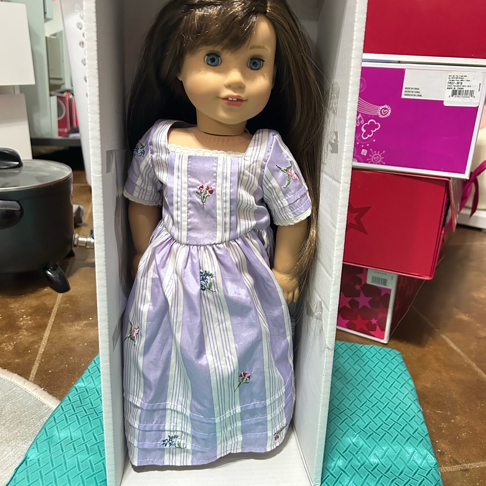 Each Doll 100$ American Girl Dolls . Lightly handled !